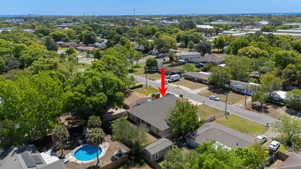 $4,000 | 35 Highland Drive Northwest, Fort Walton Beach, FL 32548