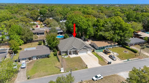 $4,000 | 35 Highland Drive Northwest, Fort Walton Beach, FL 32548