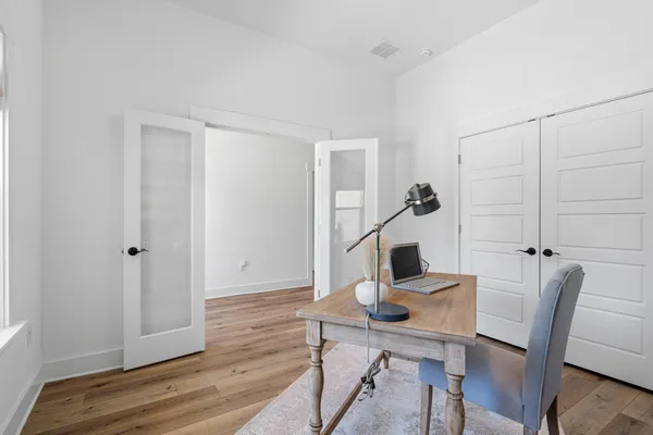 $4,000 | 35 Highland Drive Northwest, Fort Walton Beach, FL 32548