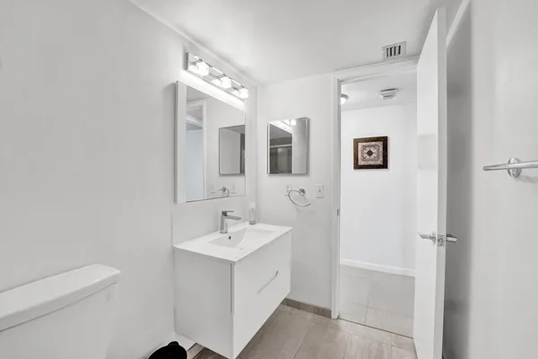 $2,500 | 2255 Lindell Boulevard, Unit 4303, Delray Beach, FL 33444