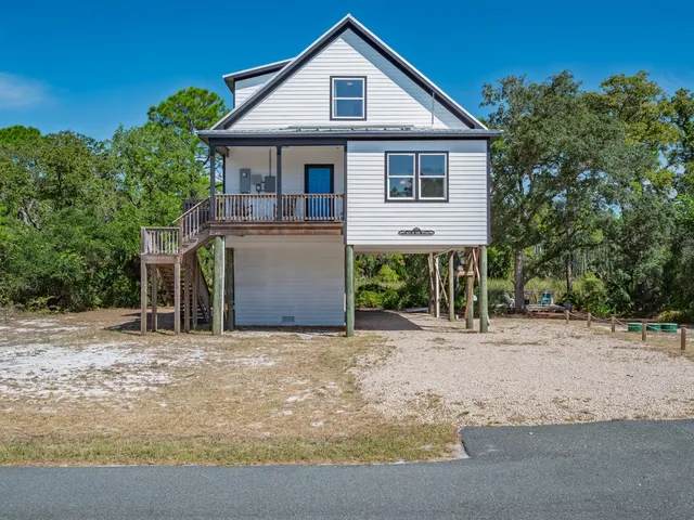 $549,000 | 1372 Alligator Drive, Alligator Point, FL 32346