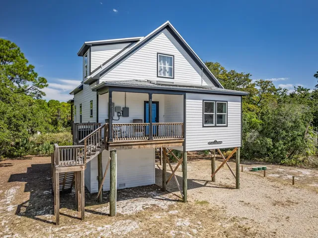 $549,000 | 1372 Alligator Drive, Alligator Point, FL 32346