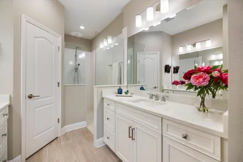 $439,000 | 27540 Janzen Court, Englewood, FL 34223