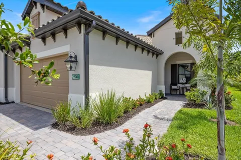 $439,000 | 27540 Janzen Court, Englewood, FL 34223