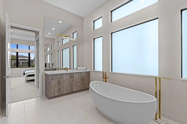 $1,799,500 | 8345 Fishers Is Way, Boca Raton, FL 33434