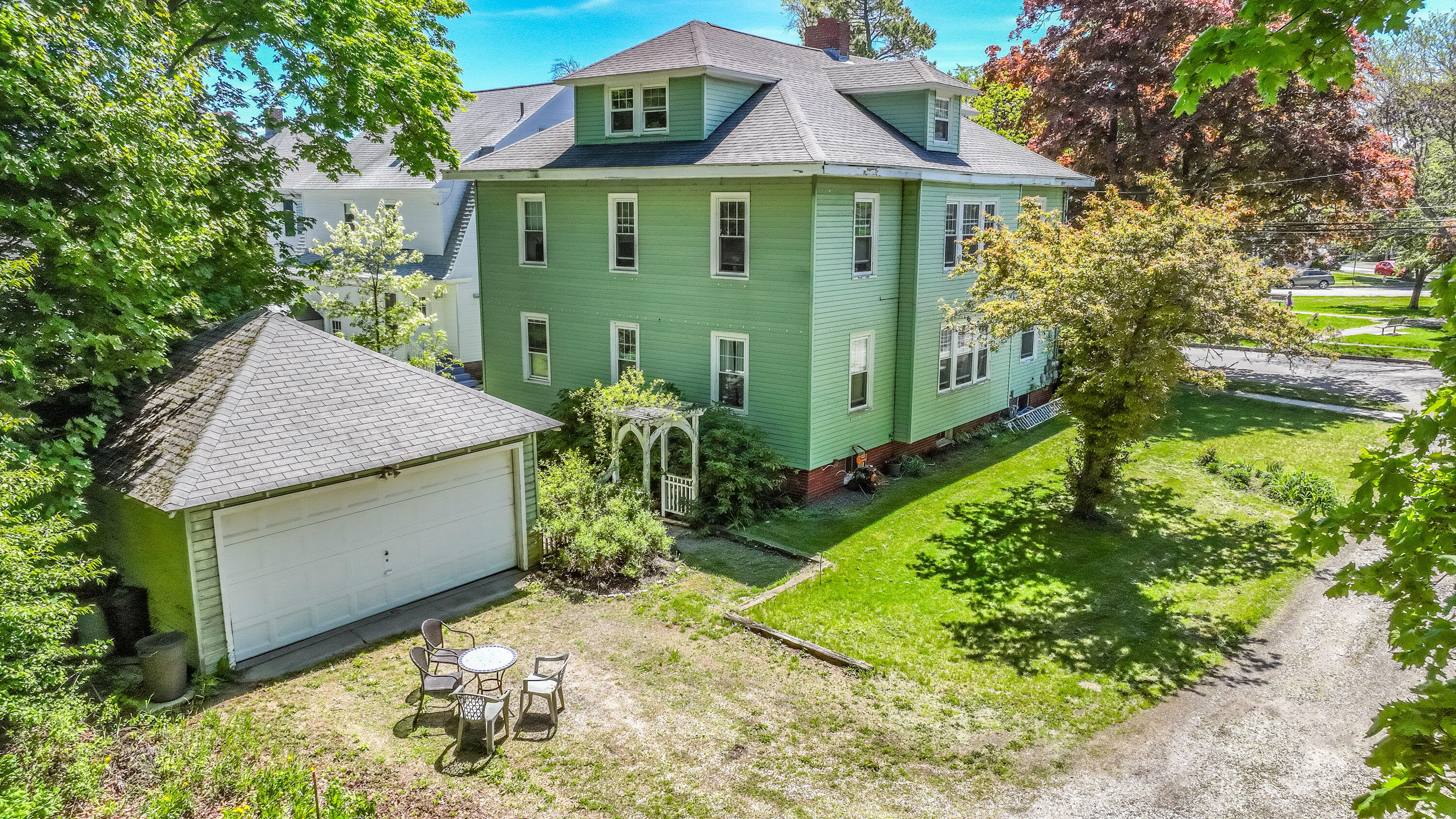 15 Longfellow Street Portland, ME 04103 - Photo 2 of 26