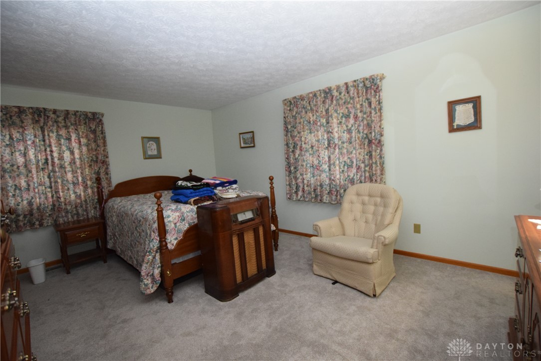 2126 Liberty Road New Carlisle, OH 45344 - Photo 27 of 43