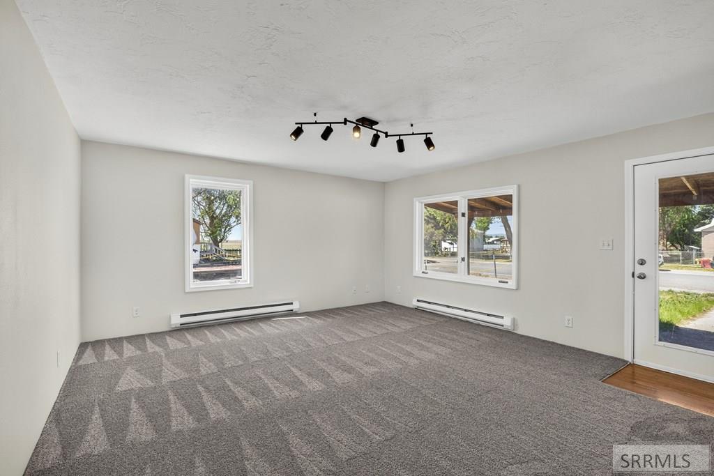 667 Decoria Avenue Arco, ID 83213 - Photo 6 of 35