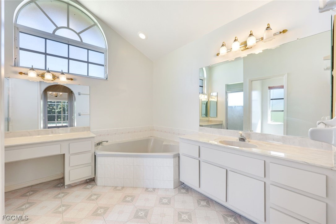 17517 Butler Road Fort Myers, FL 33967 - Photo 21 of 36 Gallery Image 21