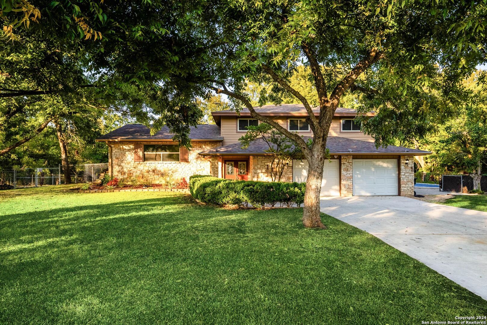 141 Red Oak Street Seguin, TX 78155 - Photo 1 of 1