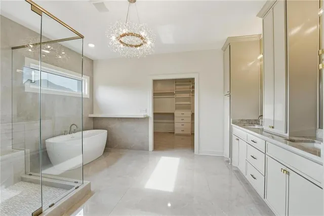 $878,900 | 9785 South Ambrosia Lane, Parkville, MO 64152