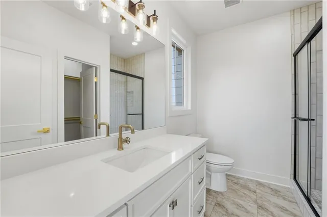 $878,900 | 9785 South Ambrosia Lane, Parkville, MO 64152