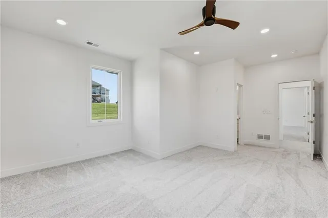 $878,900 | 9785 South Ambrosia Lane, Parkville, MO 64152