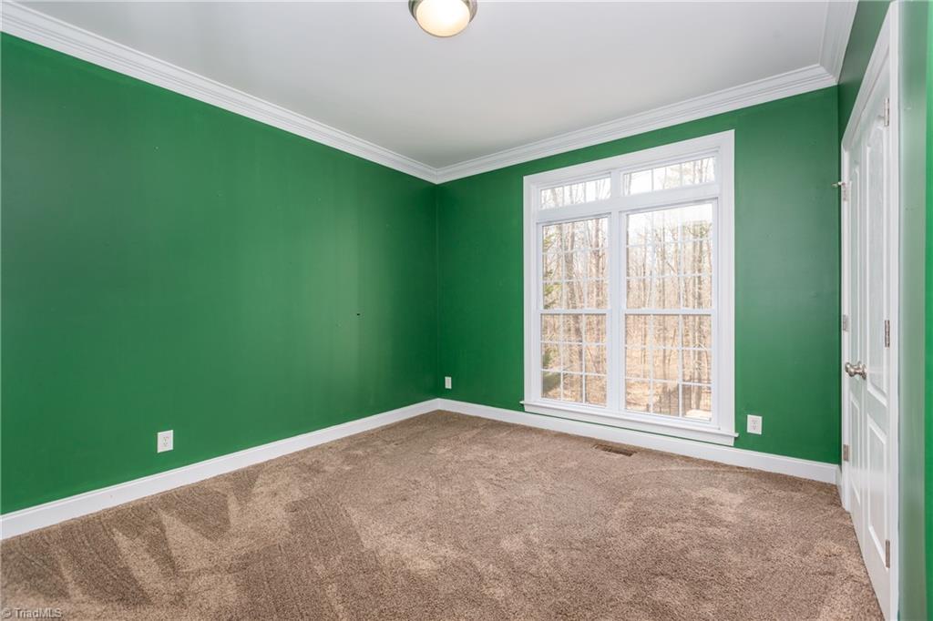 8611 Yvonne Court Oak Ridge, NC 27310 - Photo 11 of 28 Gallery Image 11