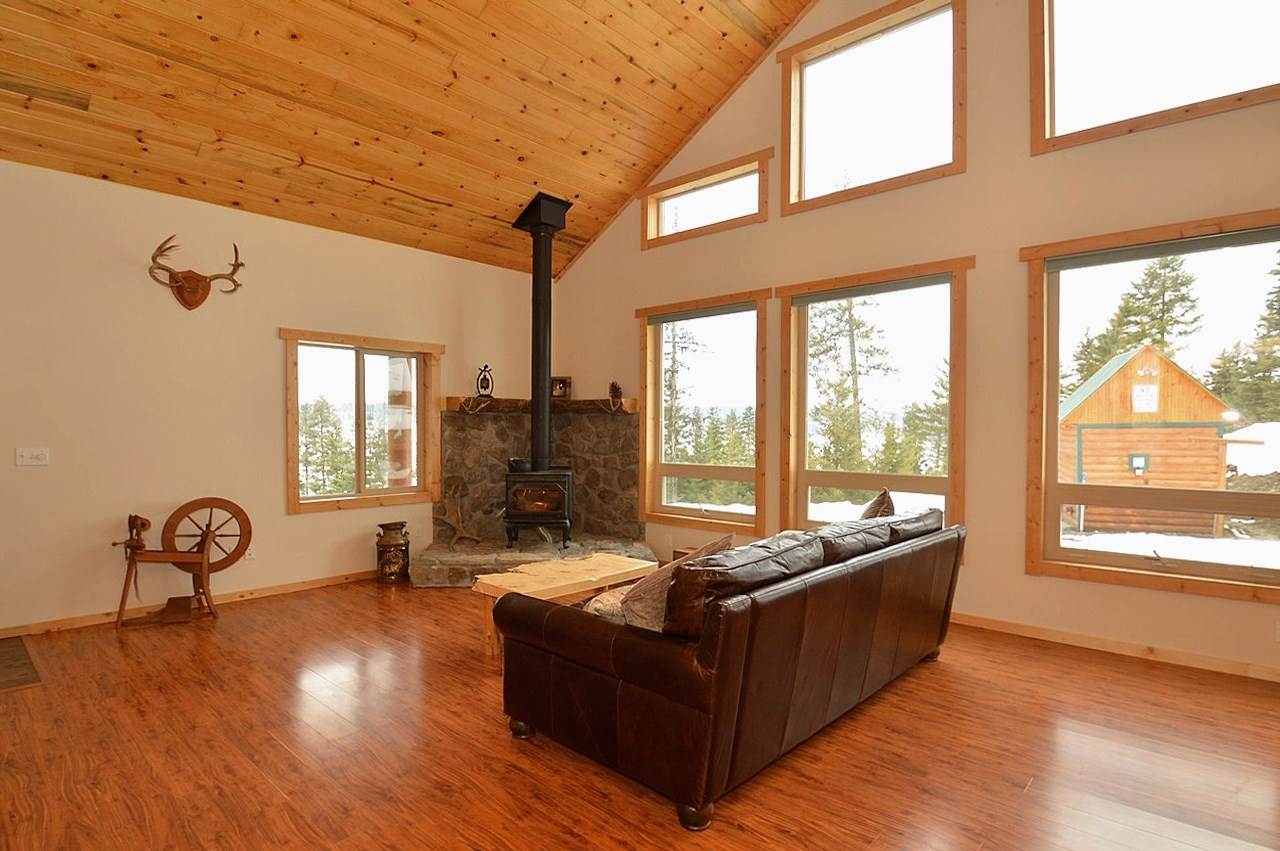 4023 Deer Creek Road Valley, WA 99181 - Photo 3 of 20