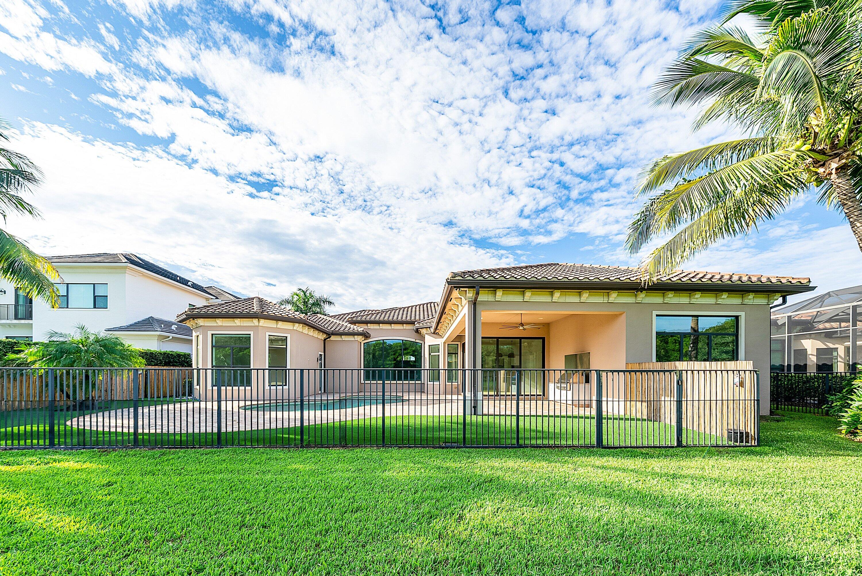 9599 Moritz Way Delray Beach, FL 33446 - Photo 46 of 64 exterior rear