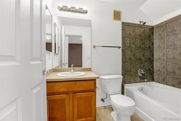 $363,900 | 23560 East Alamo Place, Unit B, Aurora, CO 80016