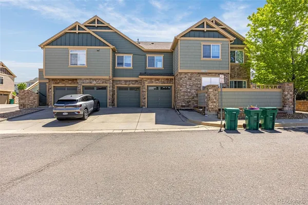$363,900 | 23560 East Alamo Place, Unit B, Aurora, CO 80016