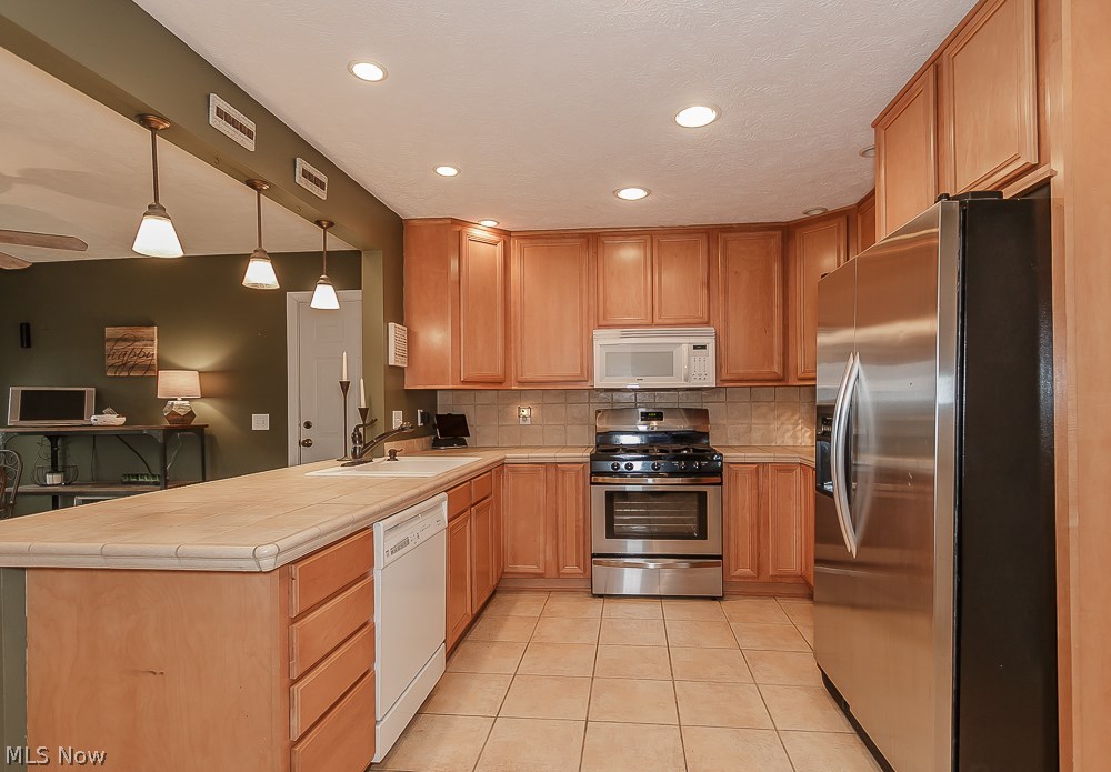 8160 Midland Road Mentor, OH 44060 - Photo 3 of 32 Gallery Image 3