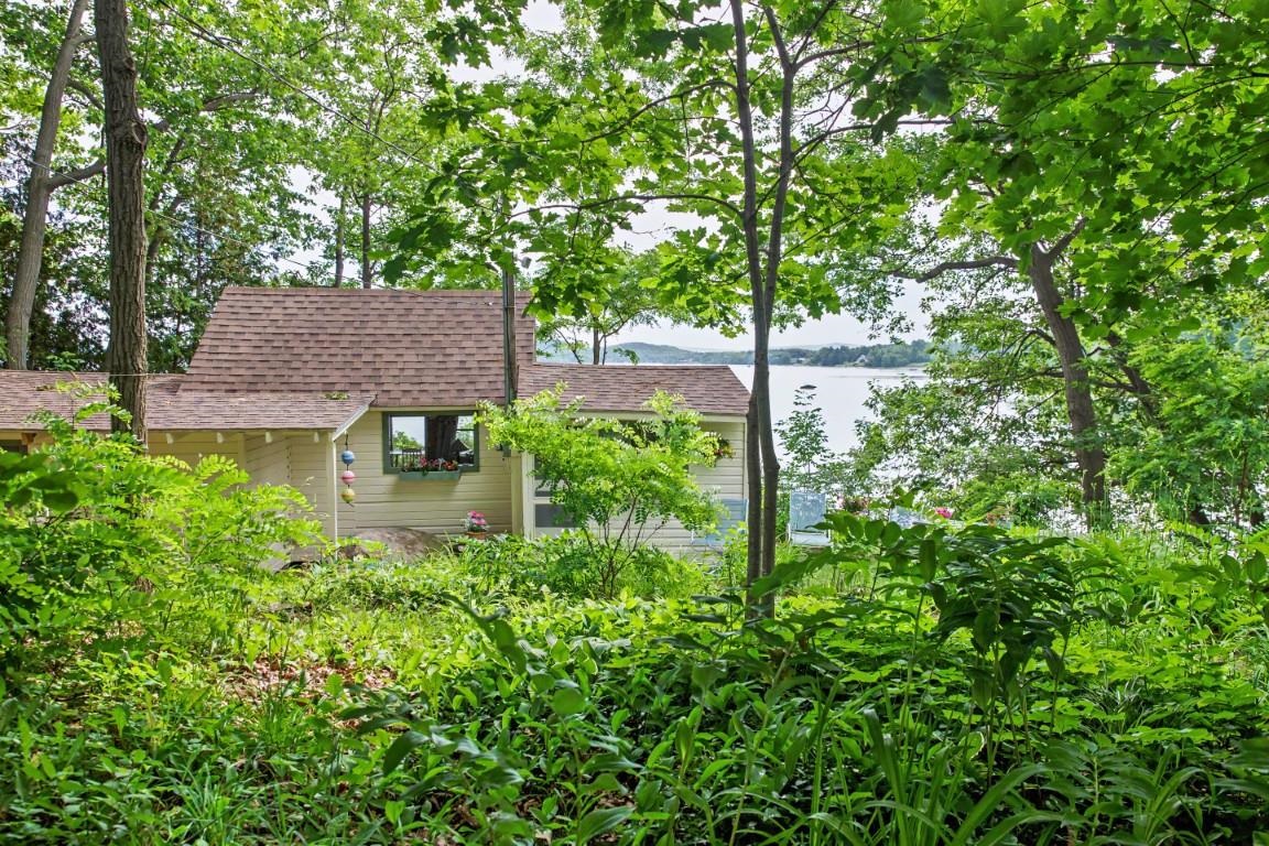 1702 Porters Point Road Colchester, VT 05446 - Photo 11 of 52