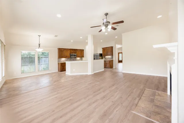 $2,800 | 6315 Teal Mist Lane, Fulshear, TX 77441