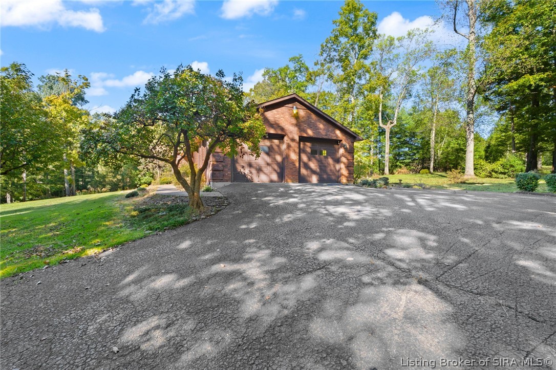8886 Rufing Road Greenville, IN 47124 - Photo 8 of 77 Gallery Image 8
