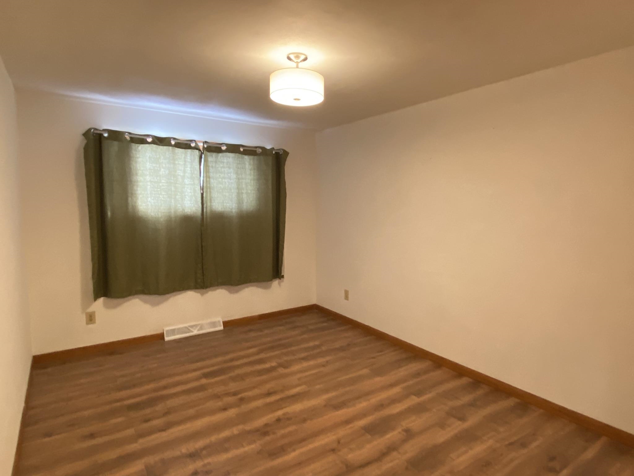 N321 County Road North Appleton, WI 54915 - Photo 16 of 27