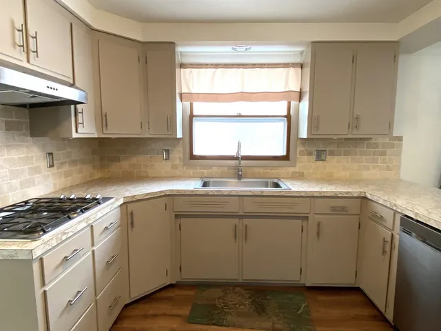 $305,000 | N321 County Road North, Appleton, WI 54915