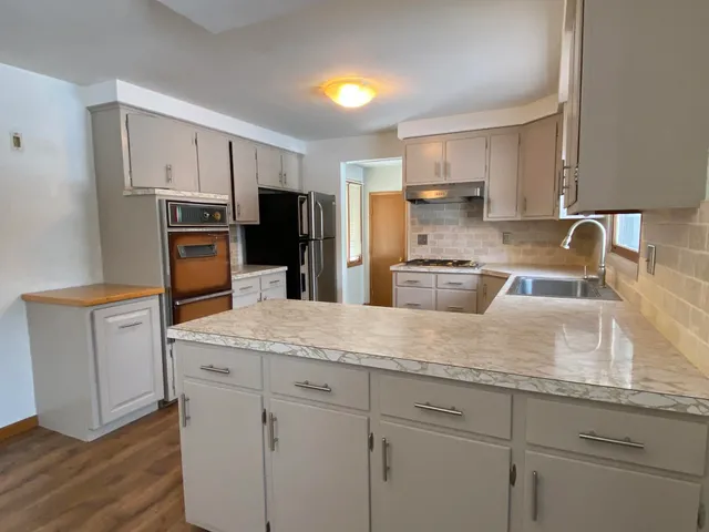 $305,000 | N321 County Road North, Appleton, WI 54915