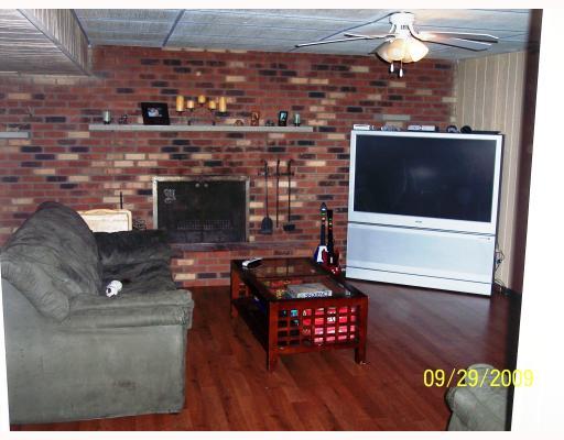 265 Ferncliff Road Rices Landing, PA 15357 - Photo 11 of 18 Den/Family/Great Room. Family Room