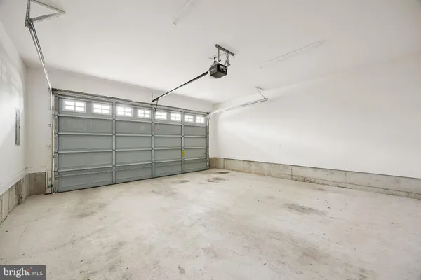 $2,595 | 601 Pony Lane, Wilmington, DE 19808