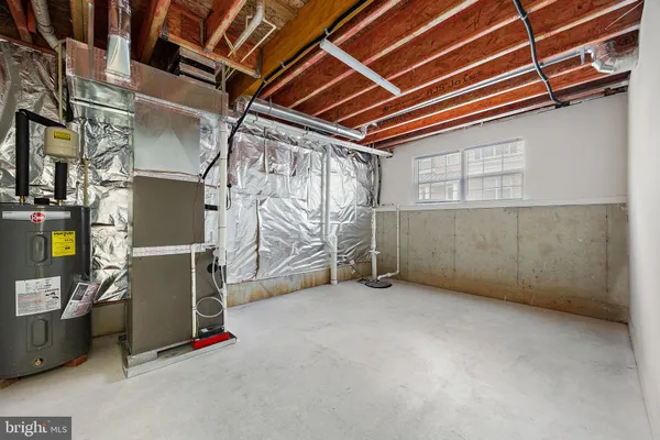 $2,595 | 601 Pony Lane, Wilmington, DE 19808