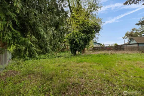$125,000 | 226 Oyster Bay Avenue, Bremerton, WA 98312