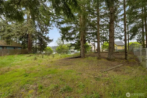 $125,000 | 226 Oyster Bay Avenue, Bremerton, WA 98312