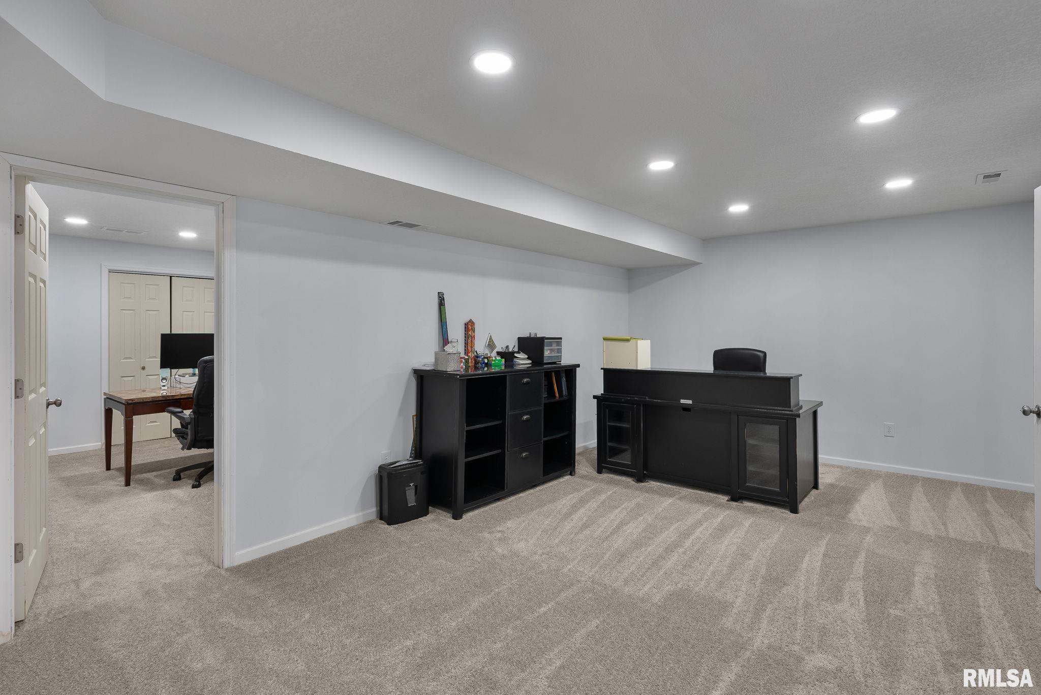 4620 Trails End Road Bettendorf, IA 52722 - Photo 43 of 70