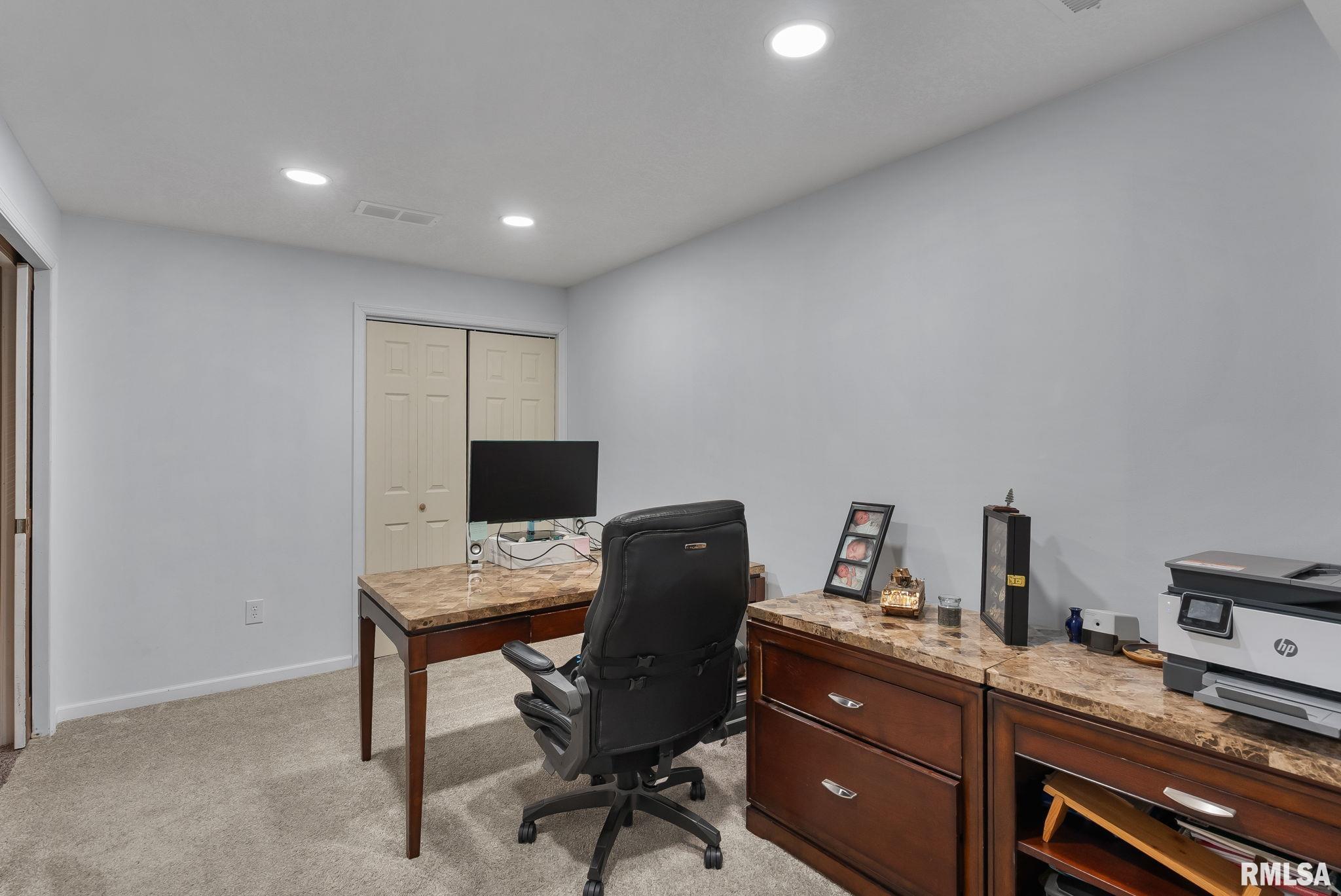 4620 Trails End Road Bettendorf, IA 52722 - Photo 47 of 70
