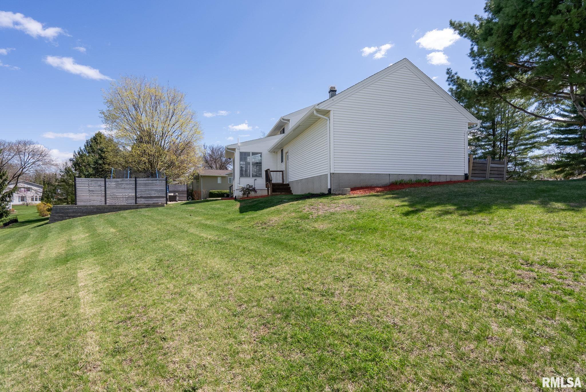 4620 Trails End Road Bettendorf, IA 52722 - Photo 56 of 70