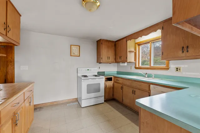 $299,900 | 5344 County Highway East, Colgate, WI 53017