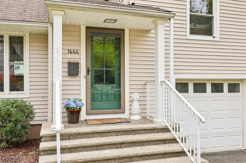 1444 Randolph Road Plainfield, NJ 07060 - Photo 2 of 22
