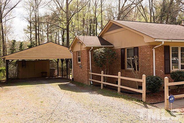 1532 Euclid Road Durham, NC 27713 - Photo 3 of 25 LARGE CARPORT