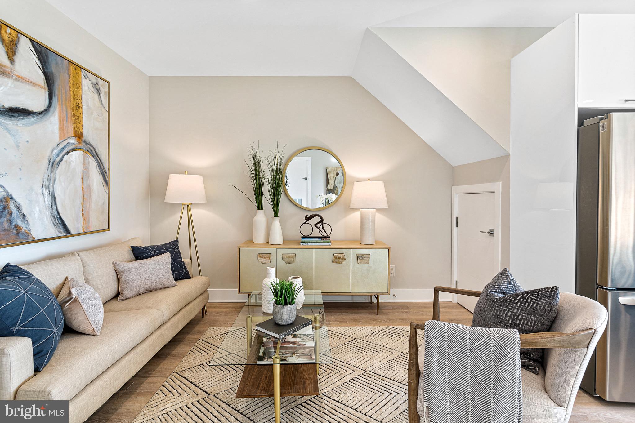 820 18th Street Northeast, Unit 304 Washington, DC 20002 - Photo 4 of 19 Living Area