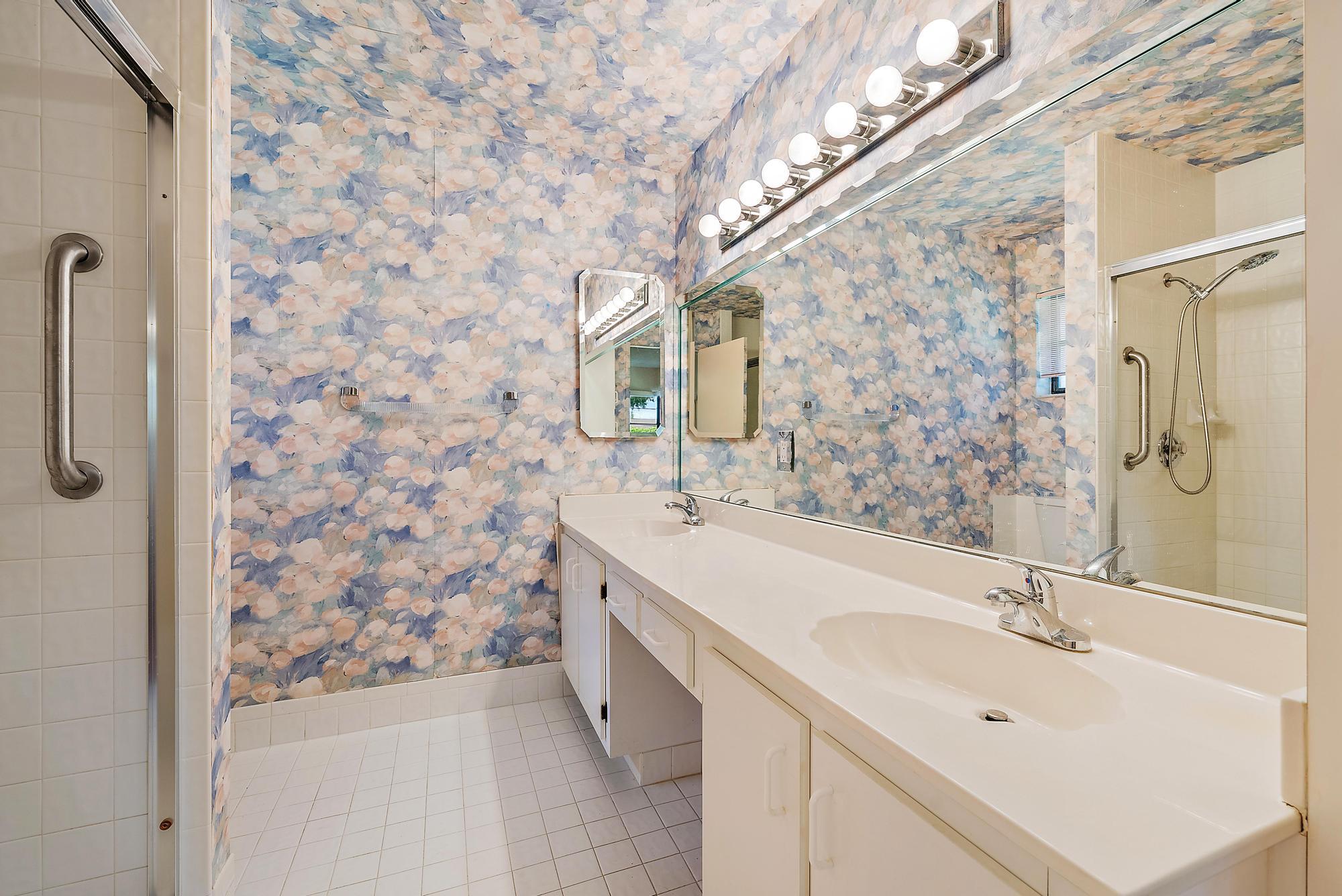 8368 Sunmeadow Lane Boca Raton, FL 33496 - Photo 19 of 29 Primary Bath