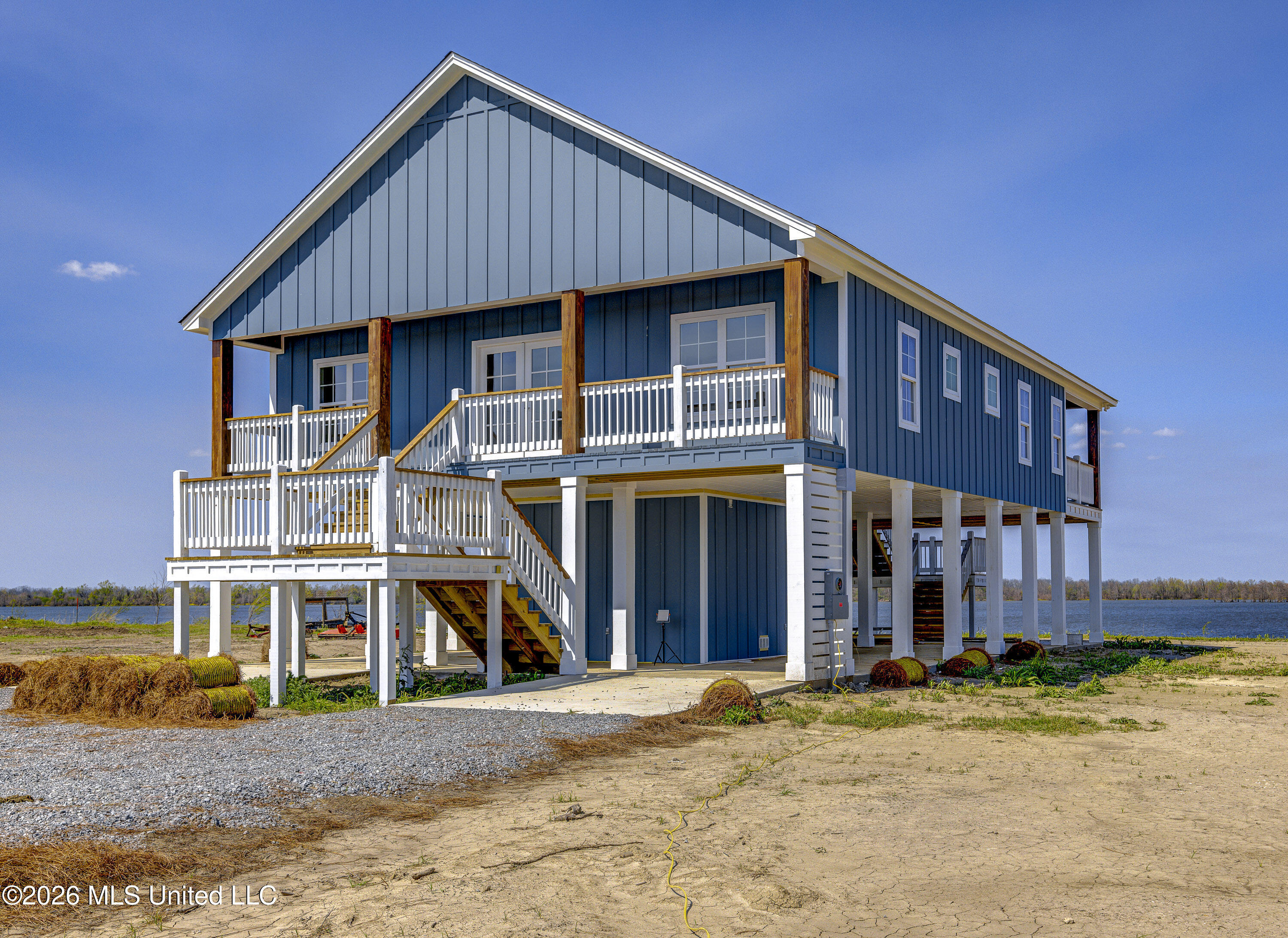 2412 Eagle Lake Shore Road Vicksburg, MS 39183 - Photo 23 of 30 Main View 2