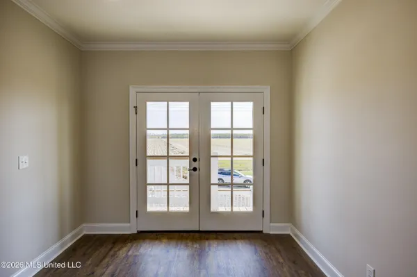 $399,000 | 2412 Eagle Lake Shore Road, Vicksburg, MS 39183
