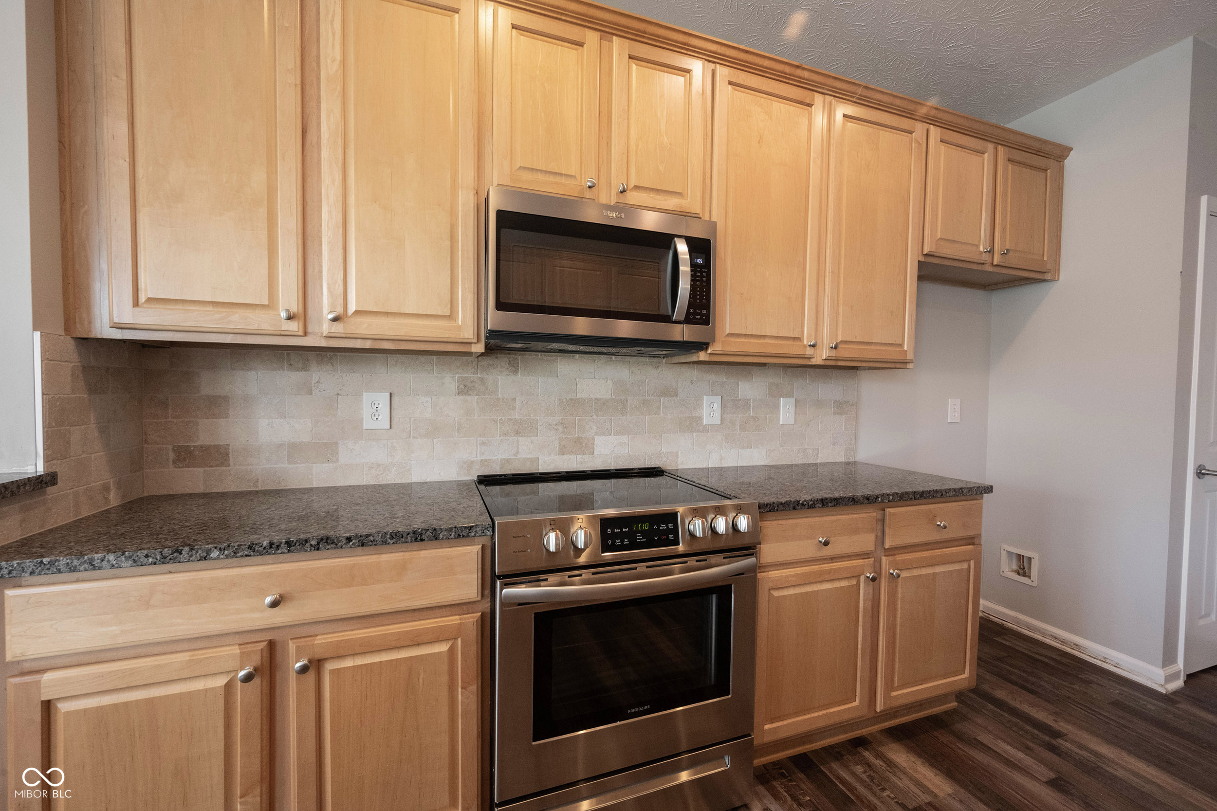 13023 Venito Trail Fishers, IN 46037 - Photo 10 of 43