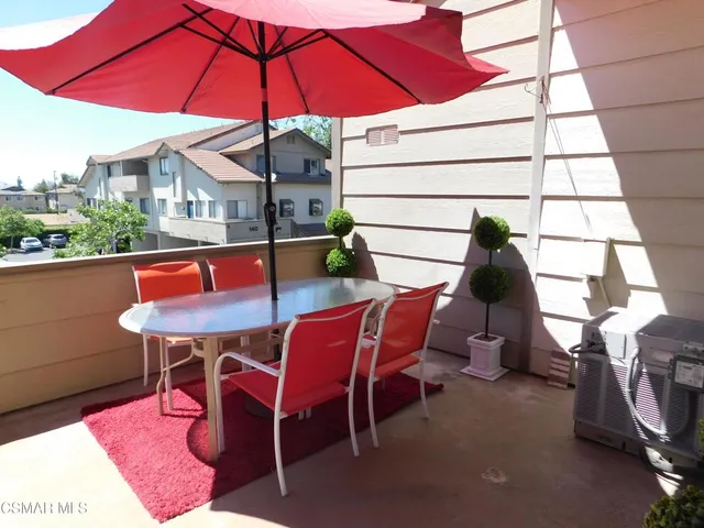 $3,000 | 116 Maegan Place, Unit 11, Thousand Oaks, CA 91362