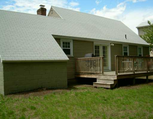 4 Farnum Road Warwick, RI 02888 - Photo 2 of 6 Patio/Deck.