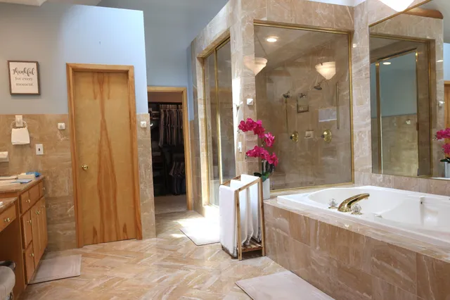 $850,000 | 12625 Sable Drive, Burnsville, MN 55337