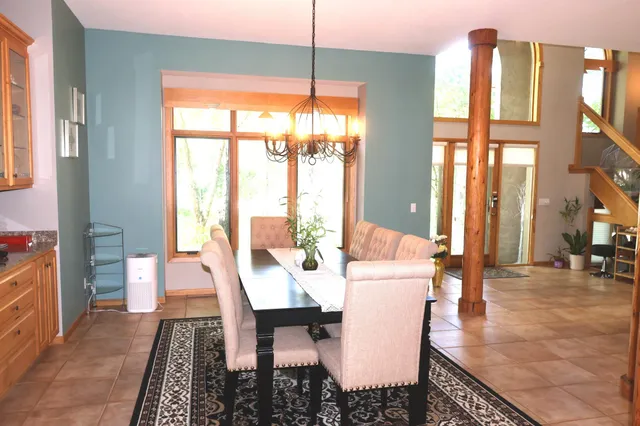 $850,000 | 12625 Sable Drive, Burnsville, MN 55337