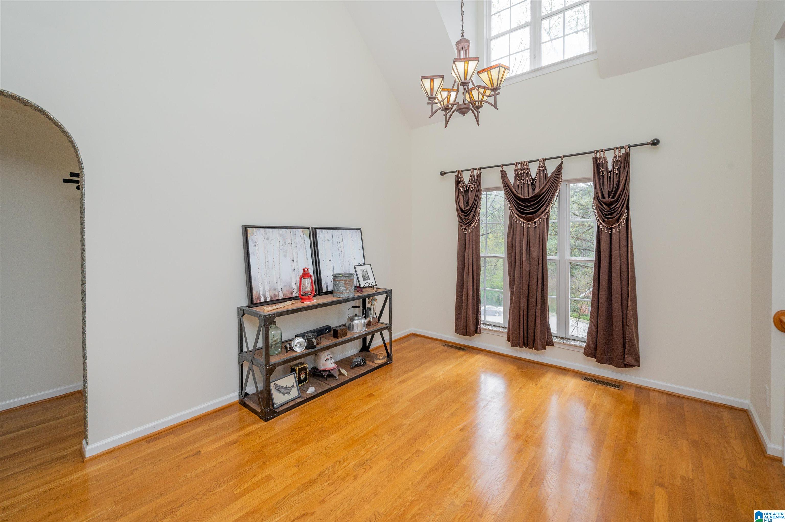210 Arbor Court Sterrett, AL 35147 - Photo 8 of 50